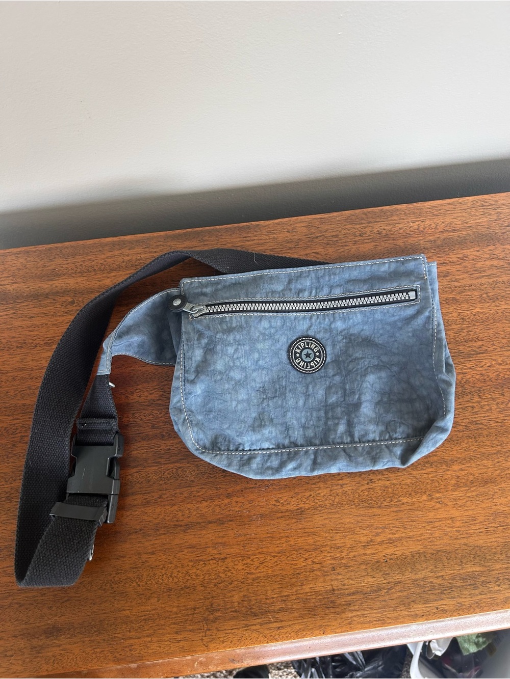 Kipling Waist Belt Bag Crinkle Nylon Slate Blue Nylon Buckle Strap EUC